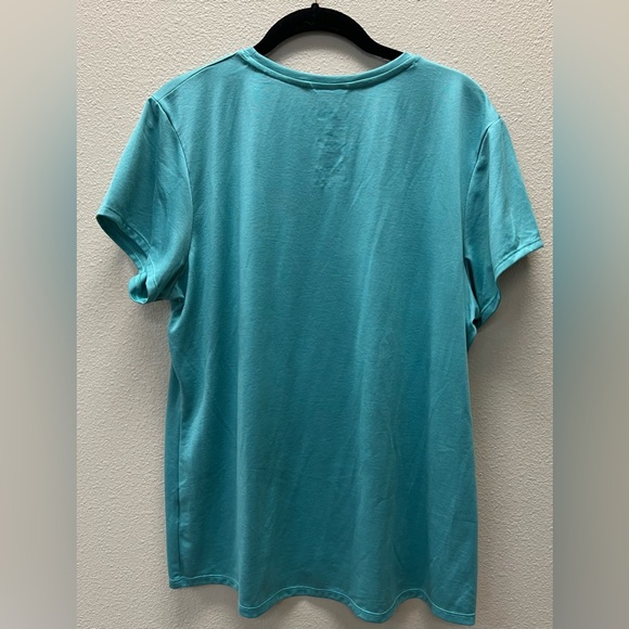 The North Face Excellent Condition XL Green Active Fit Shirt - Picture 4 of 4